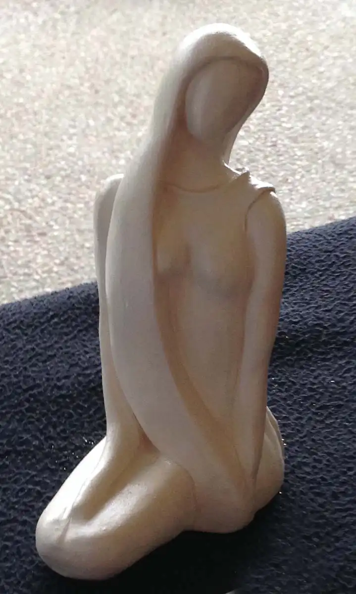 43 Myriam Balandier