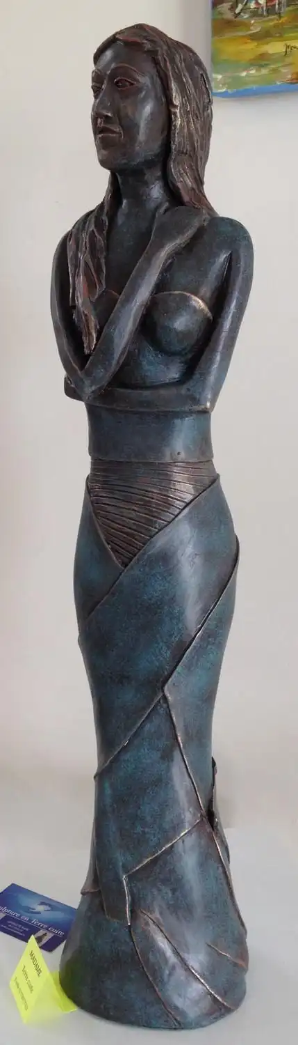 108 Yvette Luvisutto