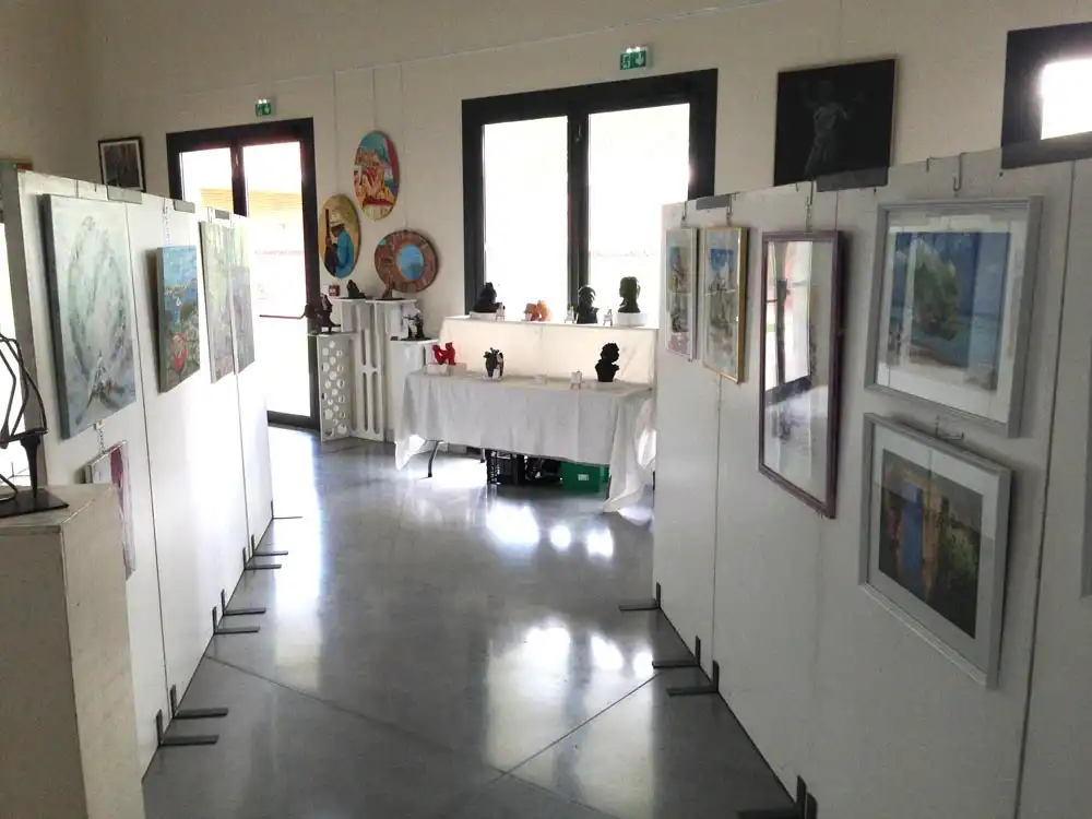 Nadine Roulleaux - Image 6